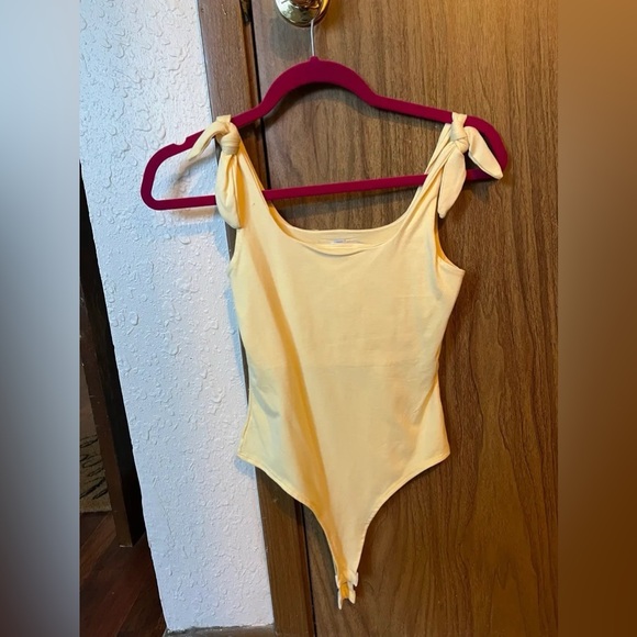 yellow bodysuit - Picture 2 of 2